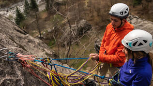 13_A.Cristini-L.Bertacco_Sasso Remenno_photo_by_E.Veronese_Climbing_Technology_HD